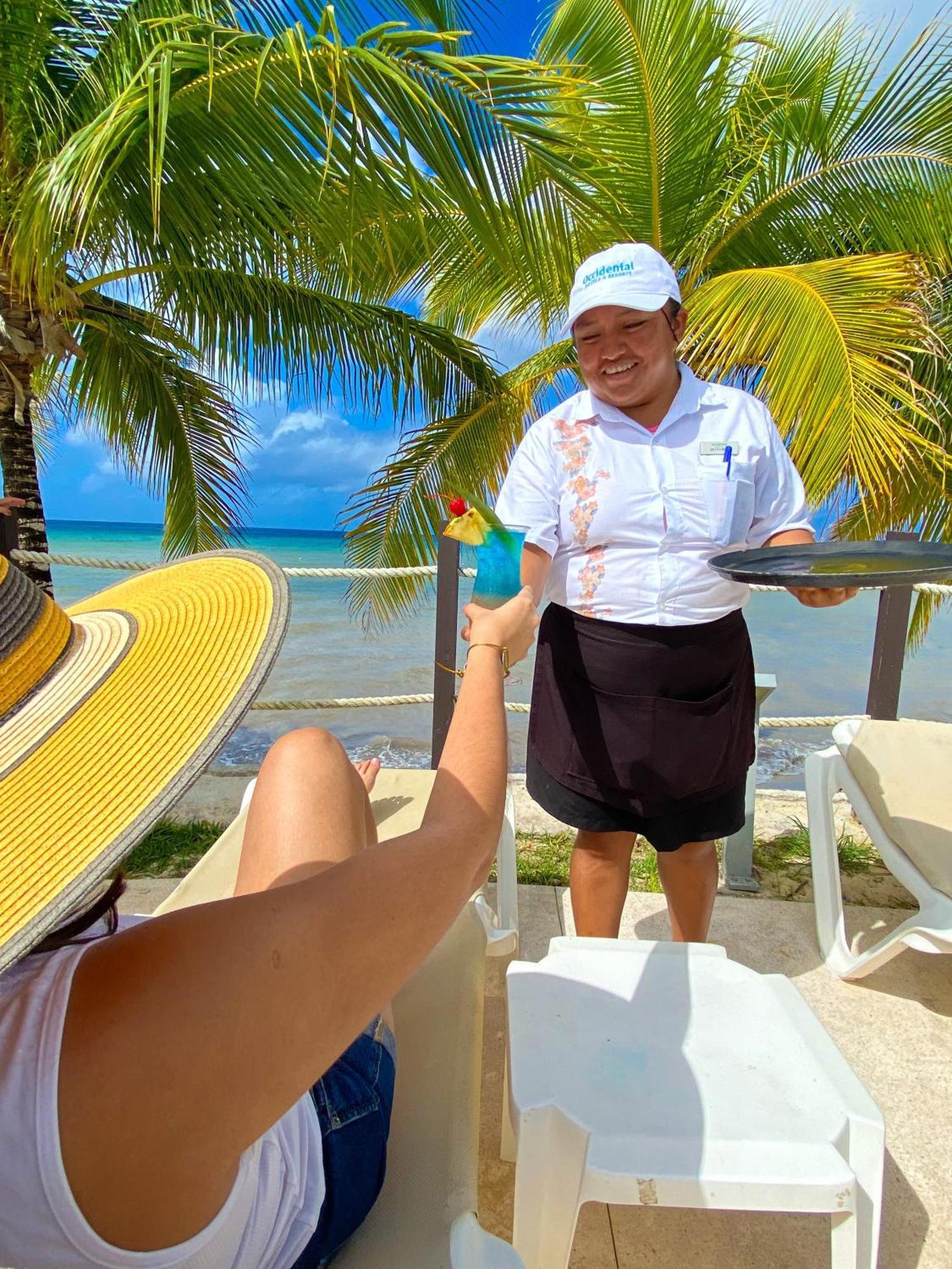 Occidental Cozumel Hotel Exterior photo